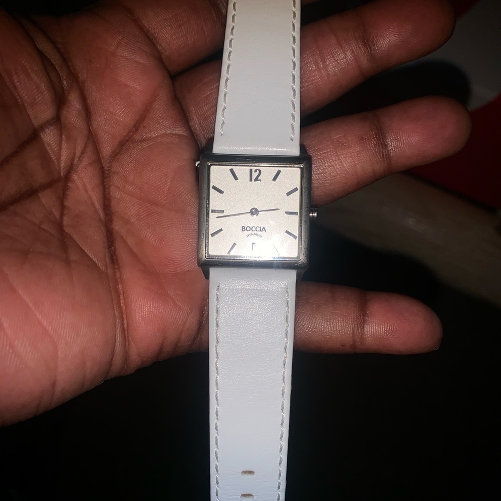 Boccia woman watch in very good cond genuine leather on it original watch band:)